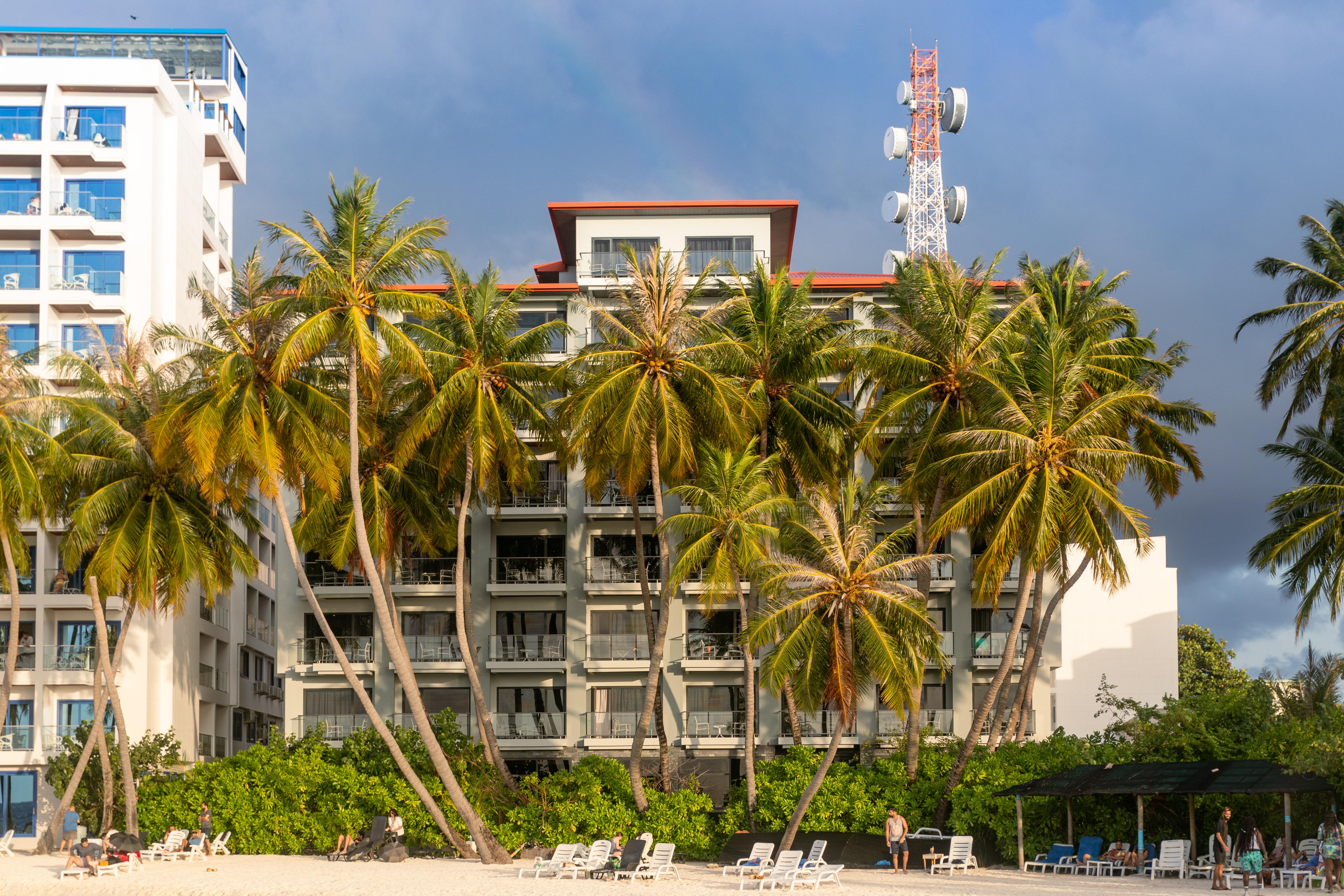 Hotel Kaani Grand Seaview Maafushi Exterior foto